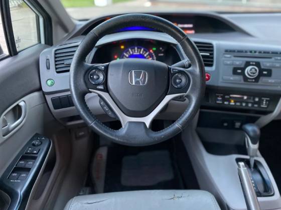 HONDA CIVIC 1.8 LXS 16V FLEX 4P MANUAL
